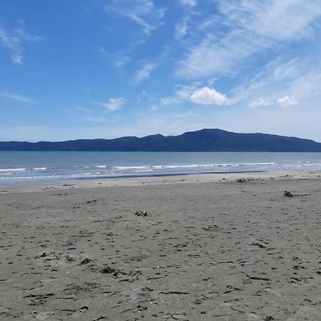 Raumati Guest House Paraparaumu Luaran gambar